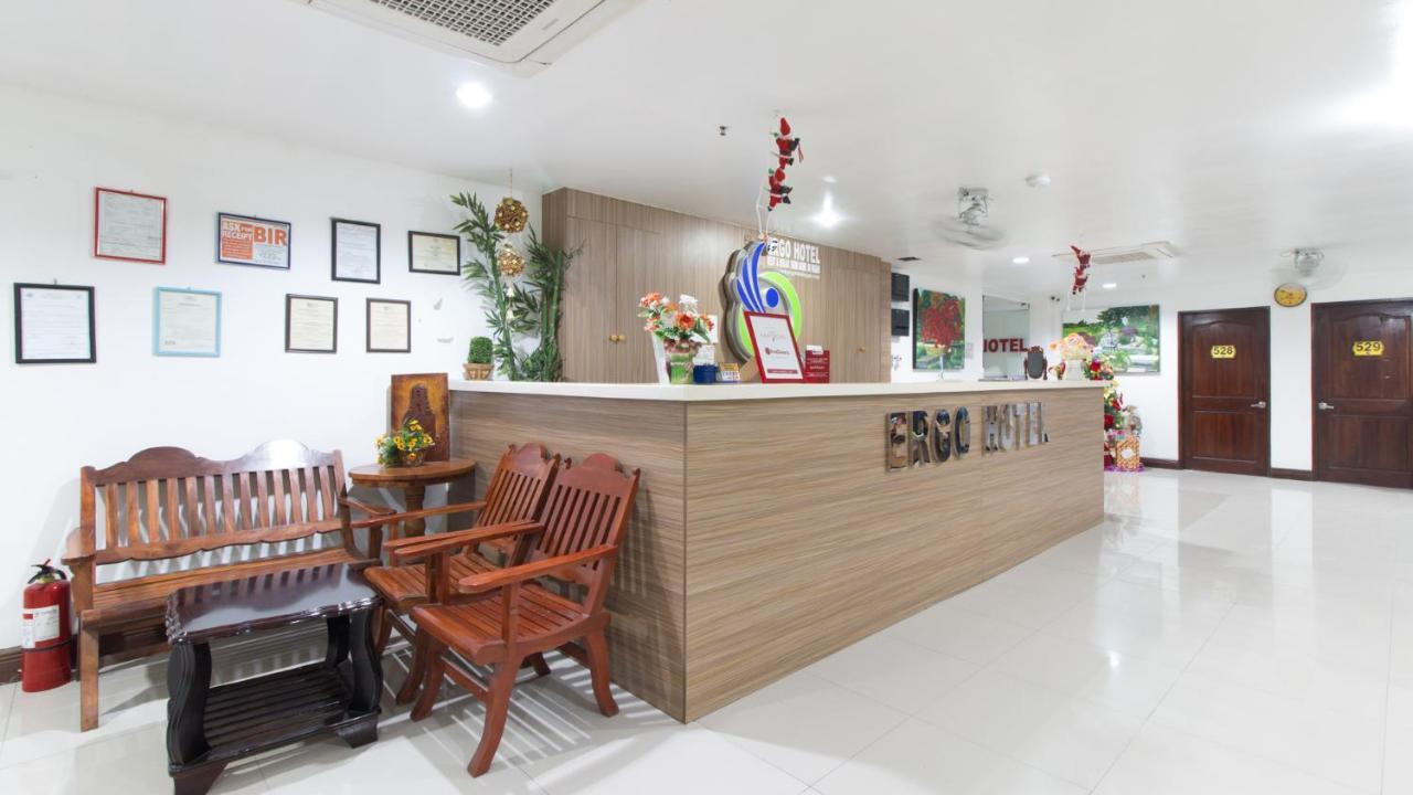 Reddoorz Plus Near Vigan City Commercial Center Exterior photo