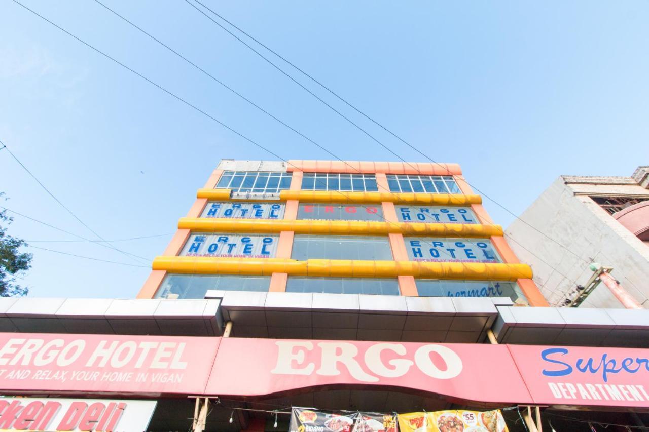 Reddoorz Plus Near Vigan City Commercial Center Exterior photo