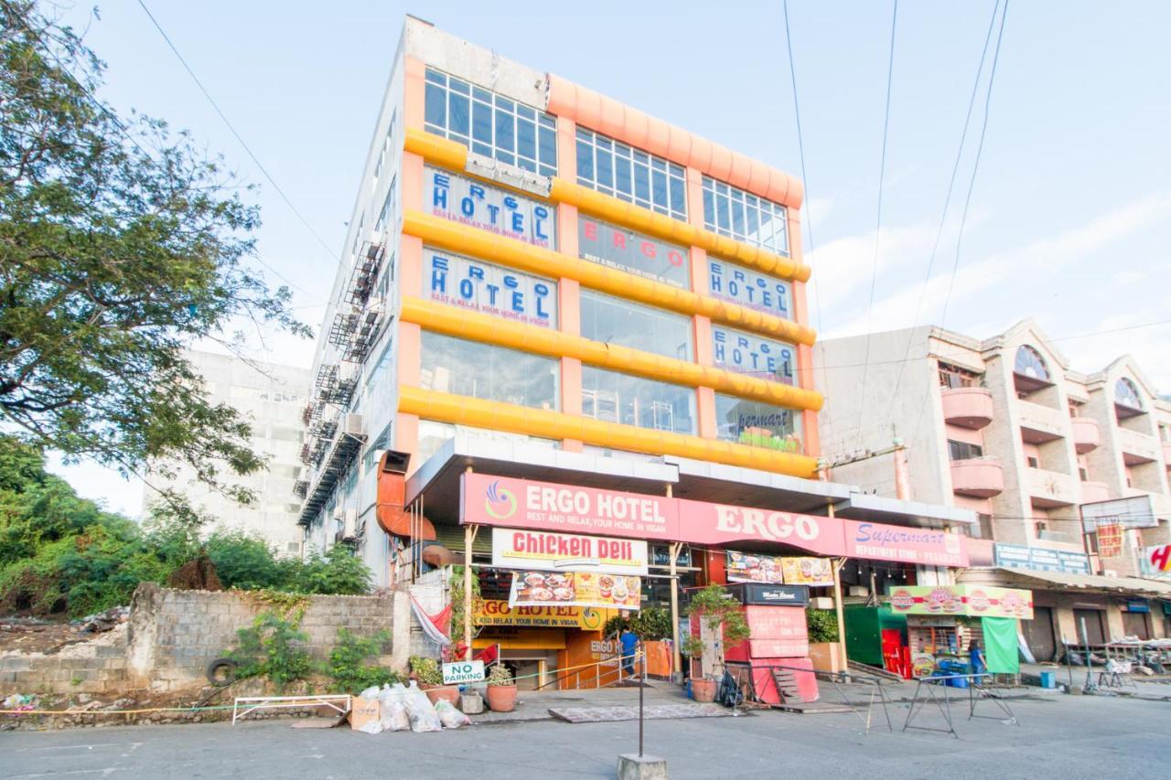 Reddoorz Plus Near Vigan City Commercial Center Exterior photo
