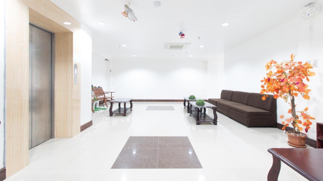 Reddoorz Plus Near Vigan City Commercial Center Exterior photo