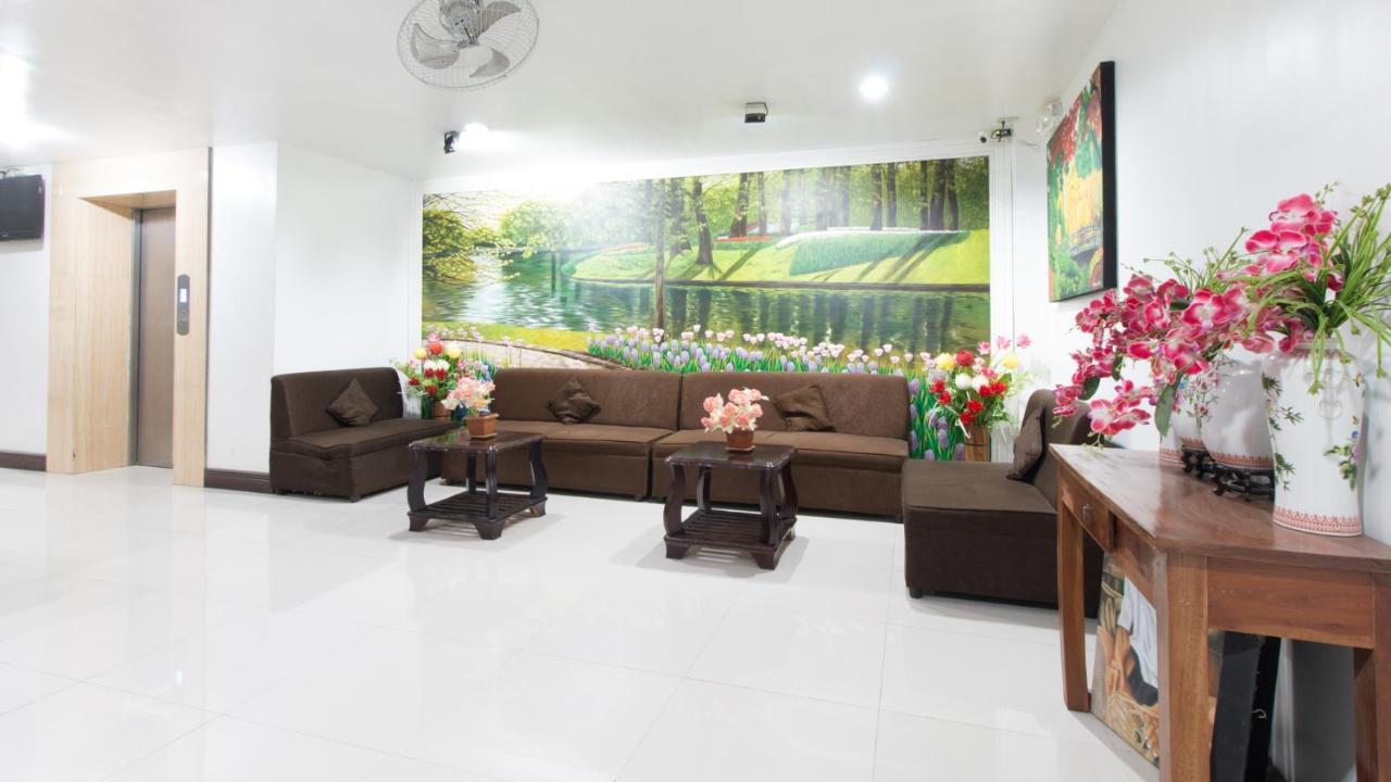 Reddoorz Plus Near Vigan City Commercial Center Exterior photo