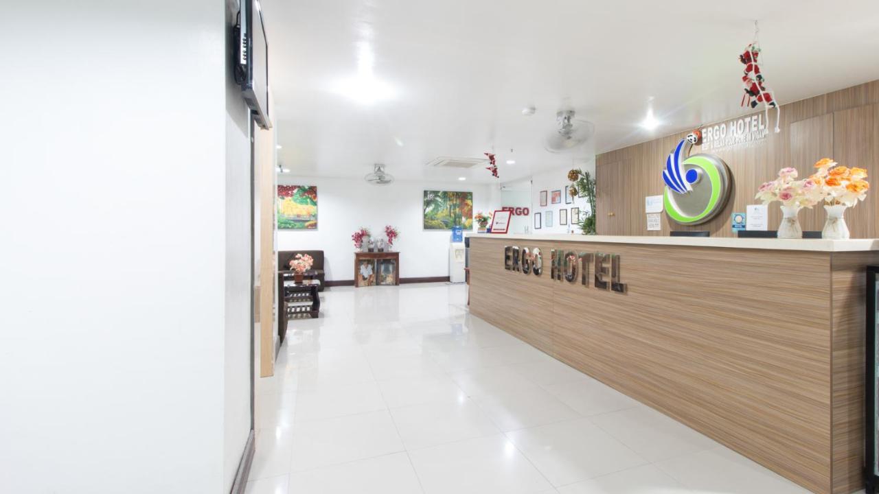 Reddoorz Plus Near Vigan City Commercial Center Exterior photo